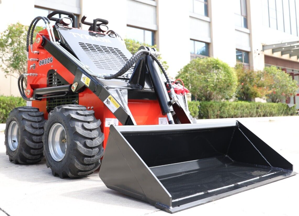22.1 HP Honda engine skid steer loader