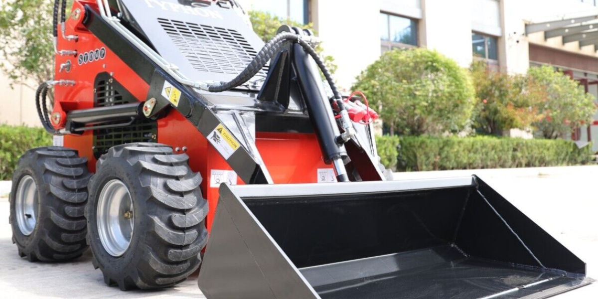 22.1 HP Honda engine skid steer loader